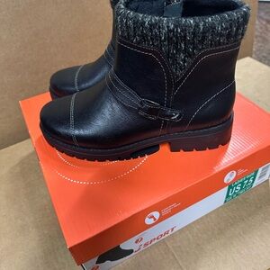 Women's Black Winter Boots